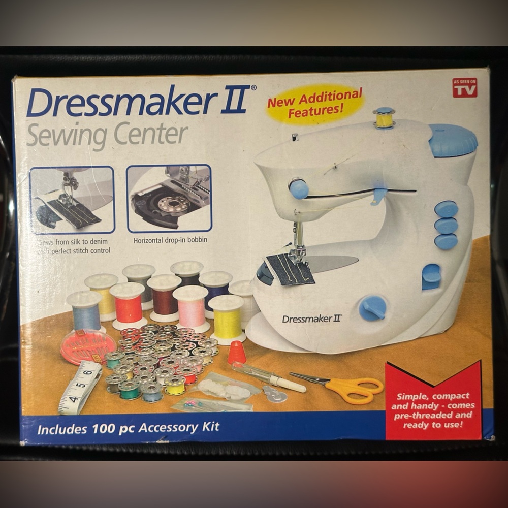 Compact Sewing Machine with Accessory Kit - Blue - Picture 4 of 5